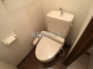 【トイレ】 | ホワイトクレイン | 清潔感のあるトイレです