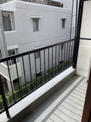 【バルコニー】 | 伊沢ビル