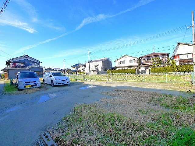 仲川貸家の駐車場|駐車場です