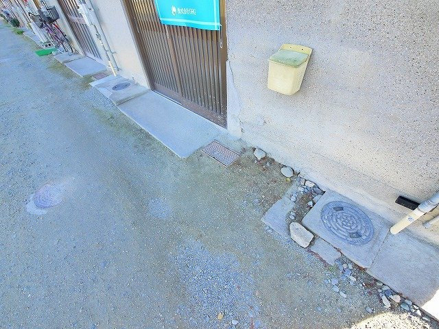 仲川貸家のその他共用部分|玄関前