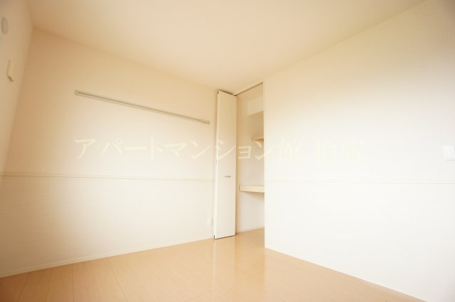 クレストパークEの寝室