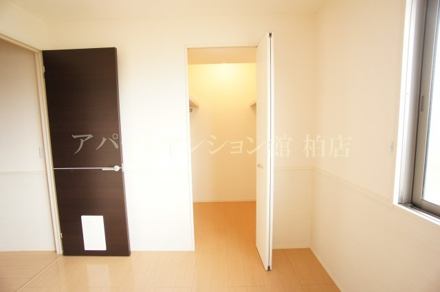 クレストパークEの収納