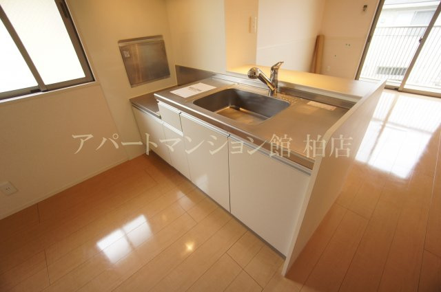 クレストパークEのキッチン