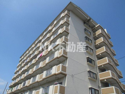 【外観】 | デュエリングナガト（瓢箪山賃貸） | きれいな外観です