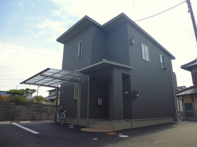 キャトル・クラルテAの外観