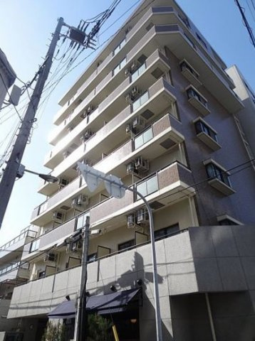 アーバンコート福島の外観