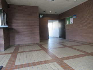 【ロビー】 | 建物の内部です