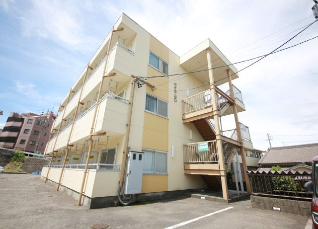 ヴィラ山口の外観