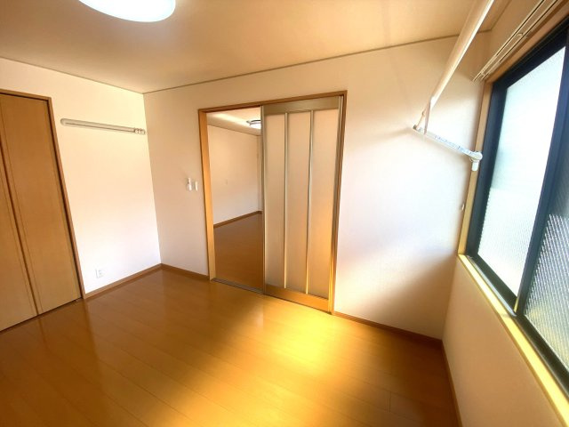 クレール友松の洋室