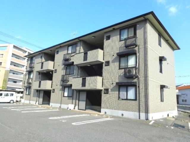 クレール友松の外観