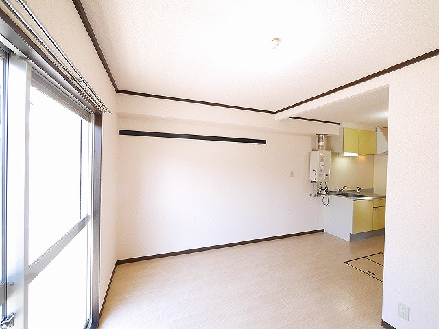 小河ハイツの居間・リビング|居間です