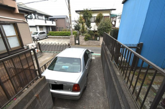 【駐車場】
