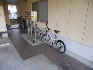 【その他共用部分】 | コーポプチミラージュの駐輪場