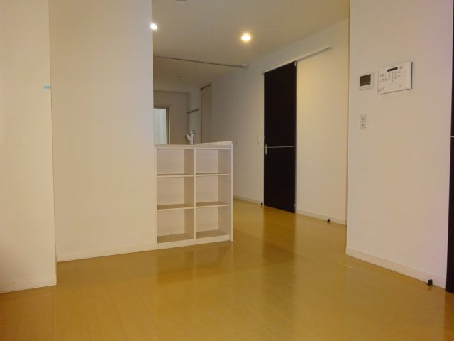 REGOLITHの居間・リビング