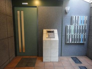 【エントランス】 | ル・ソレイユ千駄ヶ谷