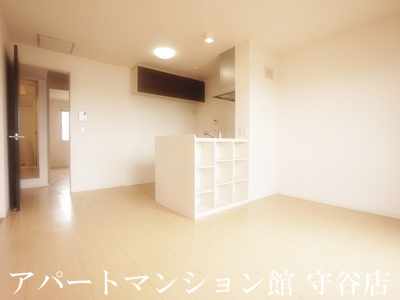 【内装】 | シャンテ小絹