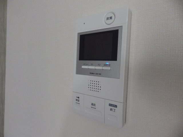 【セキュリティ】 | エトワール安島 | 

同型タイプ