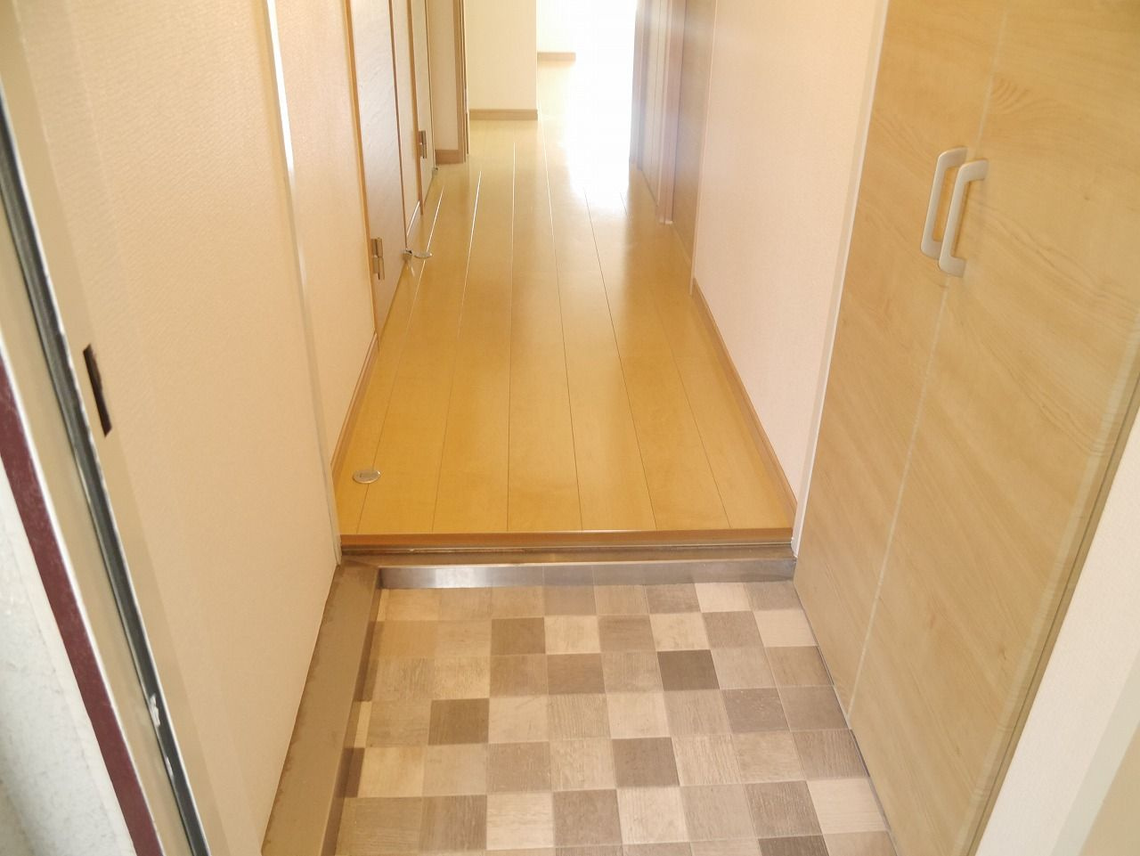 天神松井ビルの玄関|天神松井ビル（2LDK）