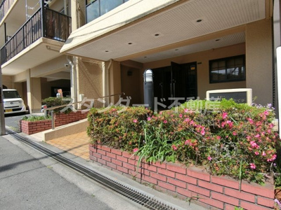 【エントランス】 | ノバカネイチ中津