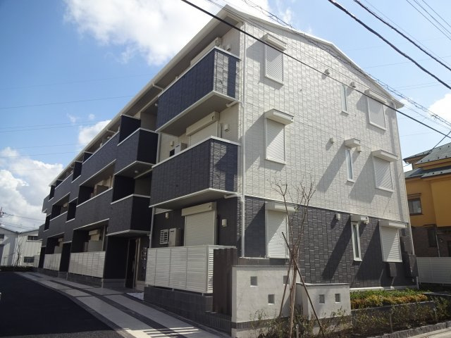 クヴァルチーラ奥戸の外観
