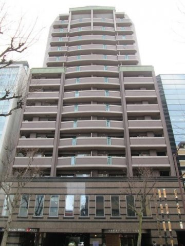 アクタス天神セントラルタワーの外観|都心に建つ分譲マンション