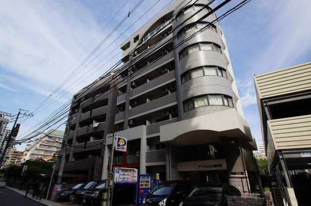 アークヒルズ南天神の外観