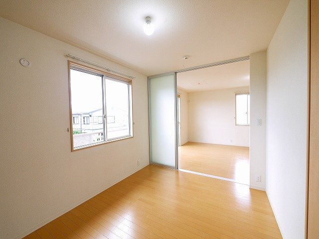 クレストヒルズの居間・リビング|居間です