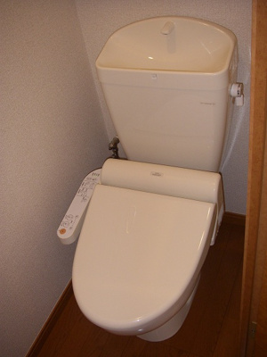【トイレ】 | オークヒルズC | 温水洗浄便座付き♪