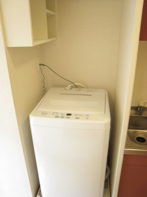 【展望】 | オークヒルズA | 洗濯機も最初から設置されすぐ使えます。