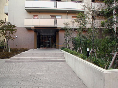 【エントランス】 | ファミール扇町アーバンステージ | エントランス