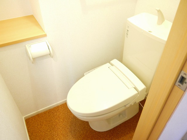 メゾン・アルバのトイレ|シンプルで使いやすいトイレです