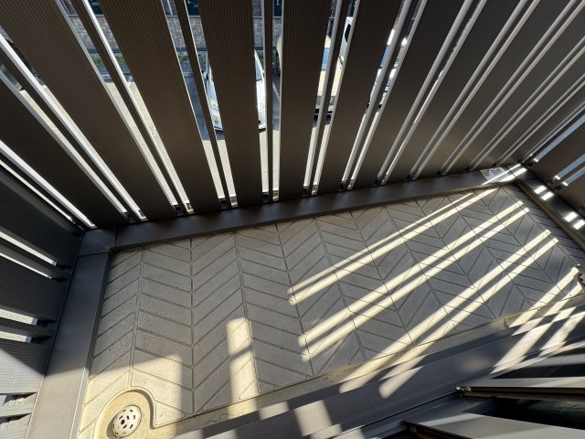 ヴァンヴェールＢ棟の駐車場