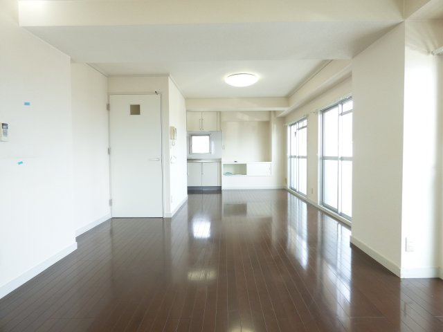 【居間・リビング】 | ダイタ若松町マンション