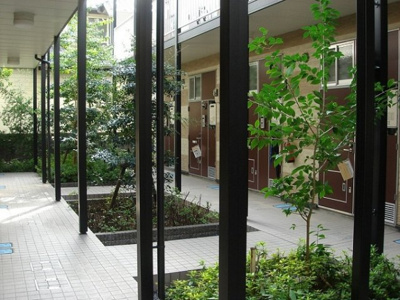 【エントランス】 | Ｌｅａｆ