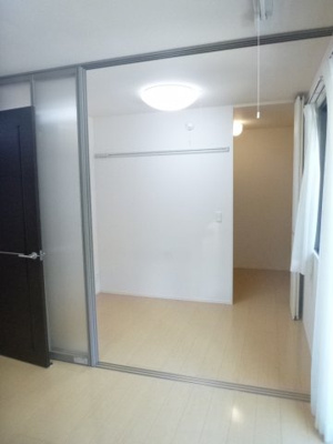 【寝室】 | サンライズ中地