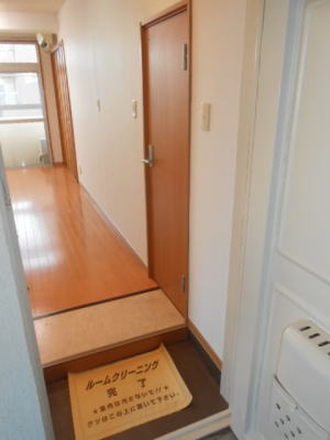 【玄関】 | 小町ビル