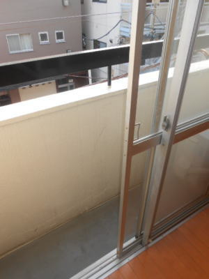 【バルコニー】 | 小町ビル