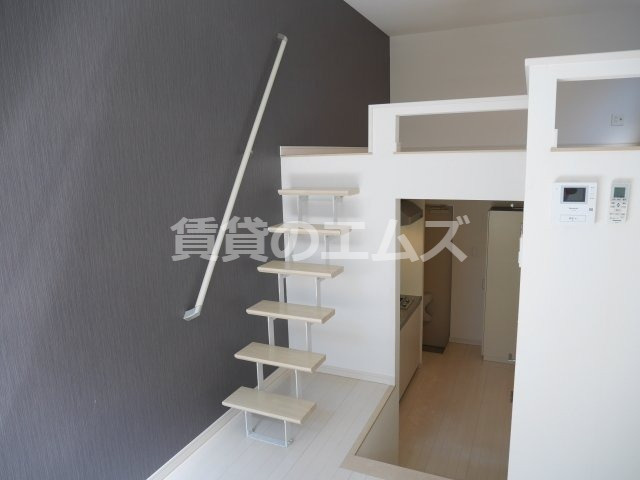 【洋室】 | ソレイユ竹下 | ソレイユ竹下の階段