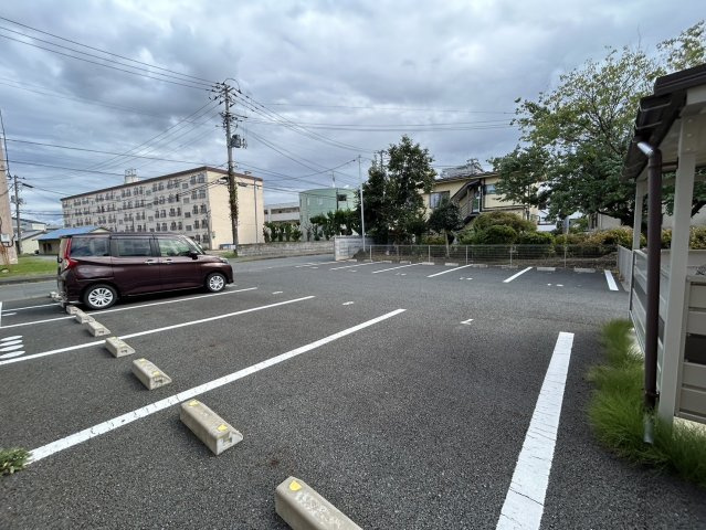 エアル夕顔瀬の駐車場