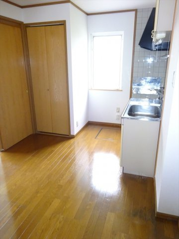 メリーパレスの居間・リビング