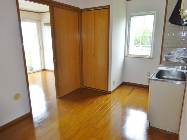 メリーパレスの居間・リビング