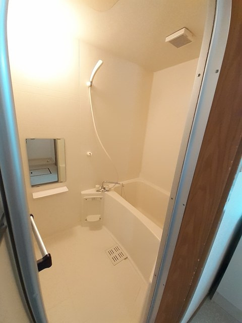 メリーパレスの浴室