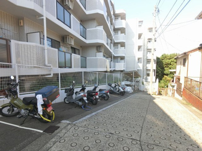 【その他共用部分】 | クリオ上大岡七番館 | バイク置場