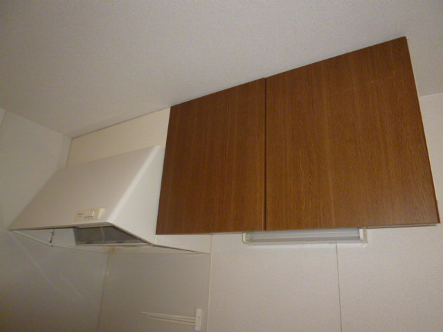 プリムベールのキッチン|キッチン上収納