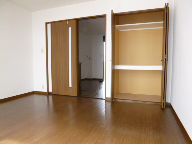 プリムベールの寝室|洋室