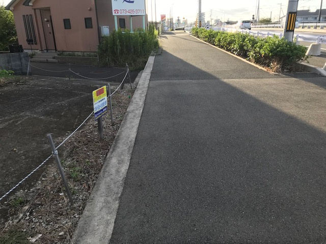 和歌山市太田・土地・56393の前面道路含む現地写真