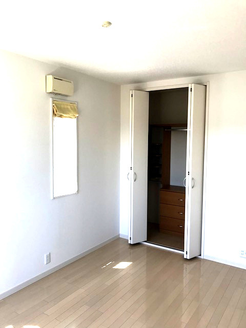 和歌山市関戸2丁目・中古戸建・53808の洋室