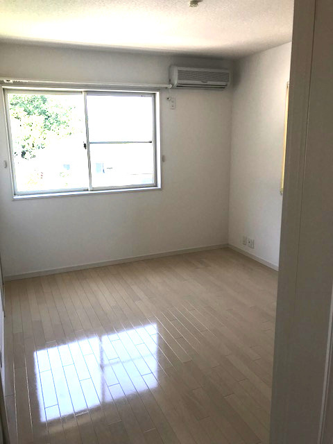 和歌山市関戸2丁目・中古戸建・53808の洋室