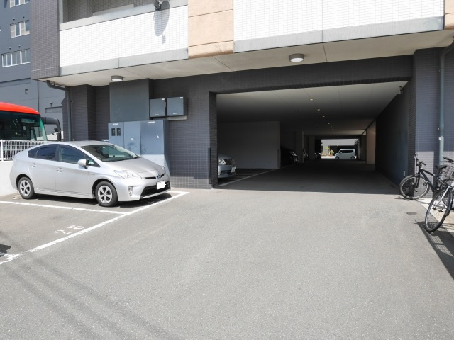 【駐車場】 | Ｓ－ＦＯＲＴ筑紫通り | Ｓ－ＦＯＲＴ筑紫通りの駐車場