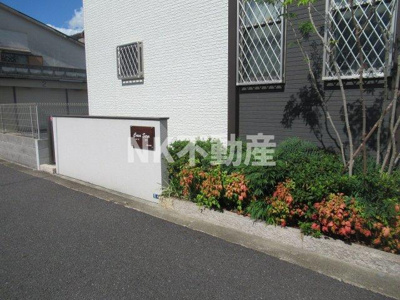 【エントランス】 | CASA SERA（河内花園賃貸） | エントランスです